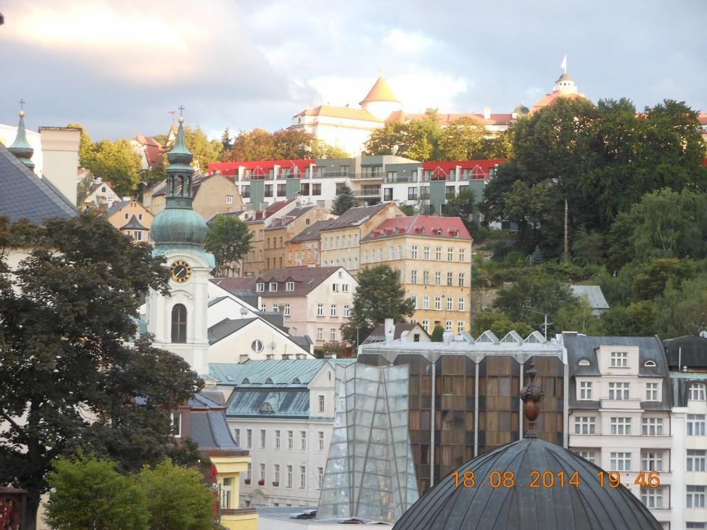 Asila Hotel Karlsbad Buitenkant foto